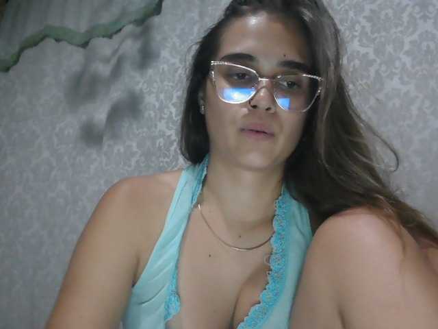 trianabell live cam on BongaCams