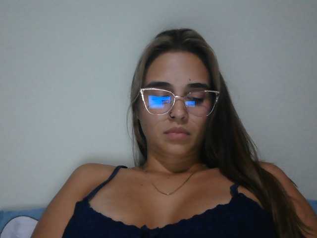 trianabell live cam on BongaCams