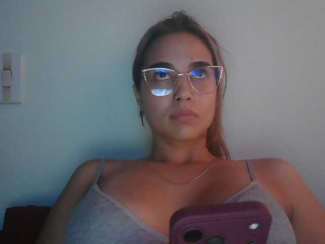 trianabell live cam on BongaCams
