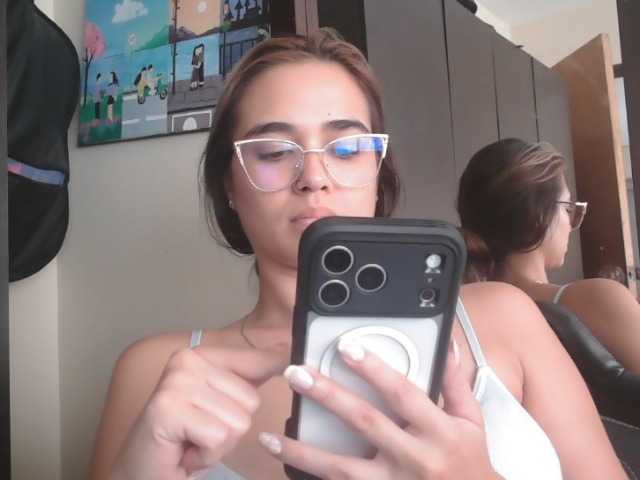 trianabell live cam on BongaCams