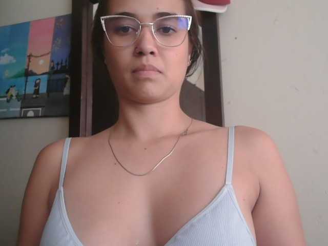 trianabell live cam on BongaCams
