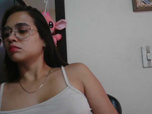 trianabell live cam on BongaCams