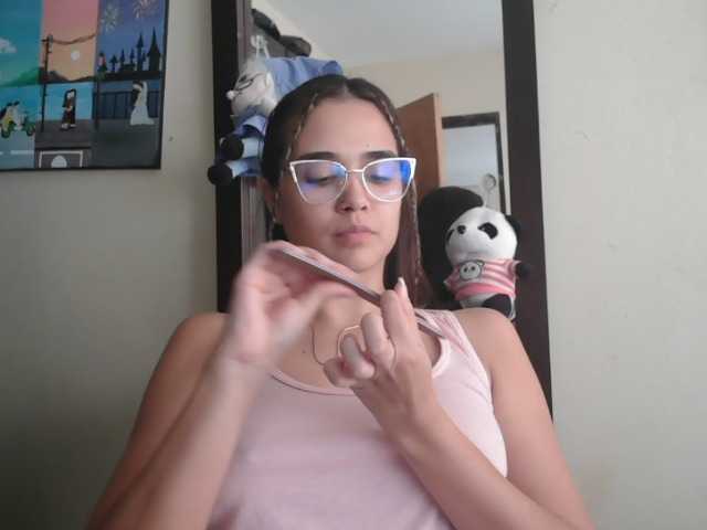 trianabell live cam on BongaCams