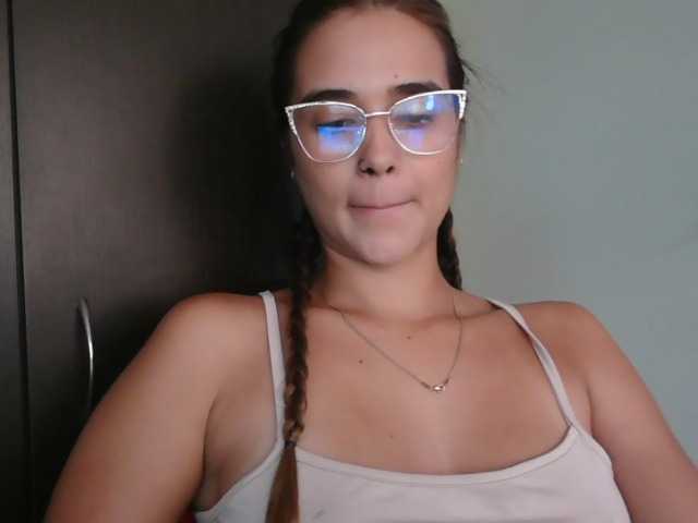 trianabell live cam on BongaCams