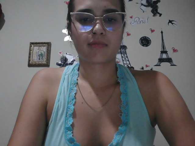 trianabell live cam on BongaCams