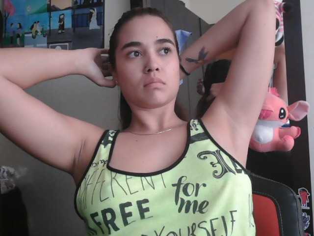 trianabell live webcam show