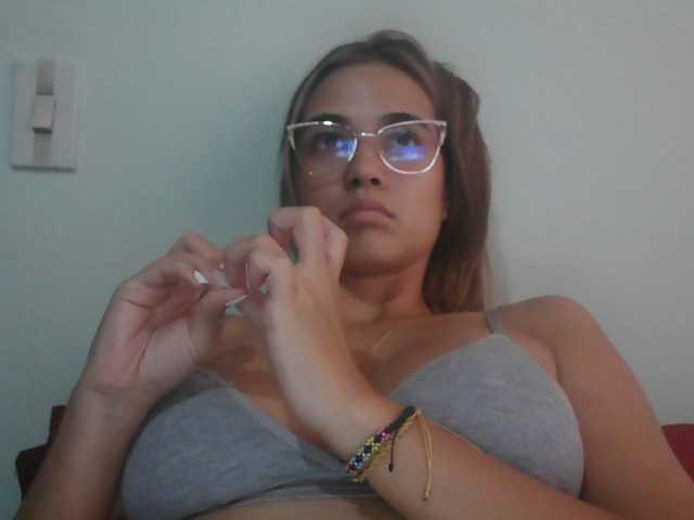trianabell live cam on BongaCams