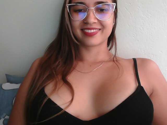 trianabell live cam on BongaCams