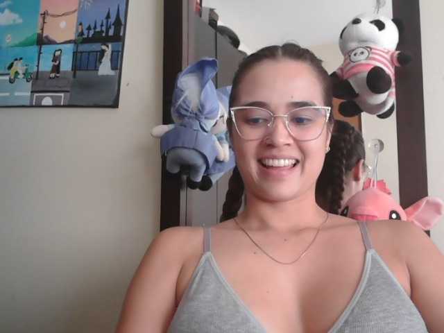 trianabell live webcam show
