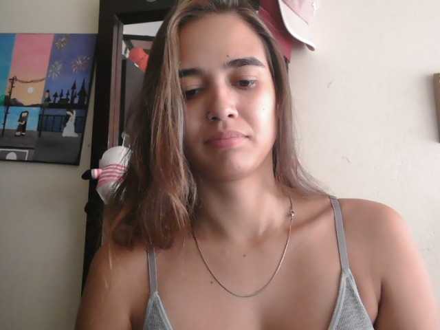 trianabell live cam on BongaCams