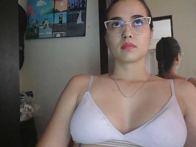 trianabell live cam on BongaCams