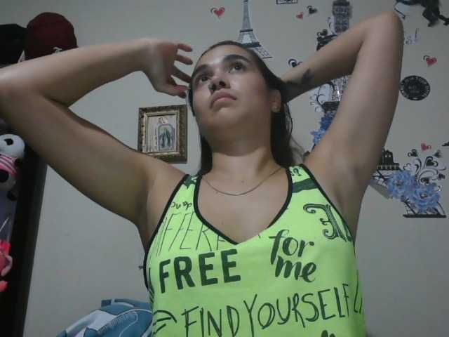 trianabell live webcam show