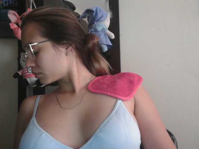 trianabell live cam on BongaCams
