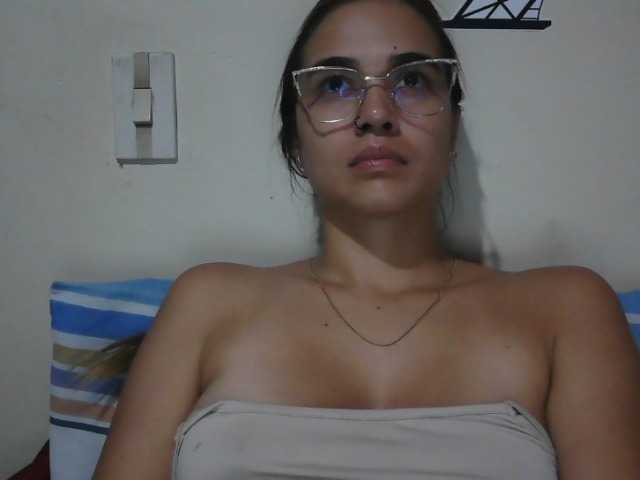 trianabell live cam on BongaCams