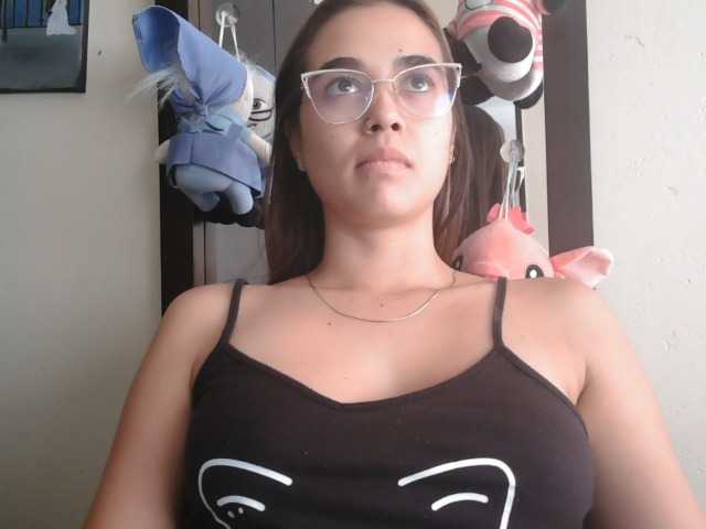 trianabell live webcam show