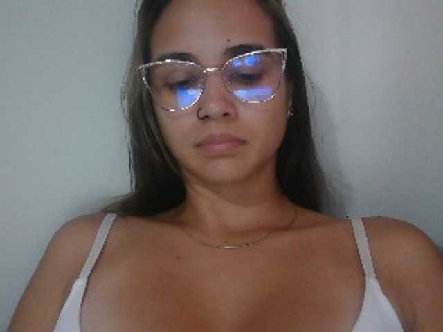 trianabell live cam on BongaCams