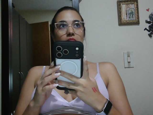 trianabell live cam on BongaCams