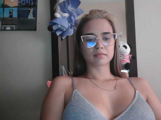 trianabell live cam on BongaCams