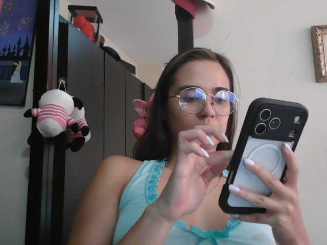 trianabell live cam on BongaCams