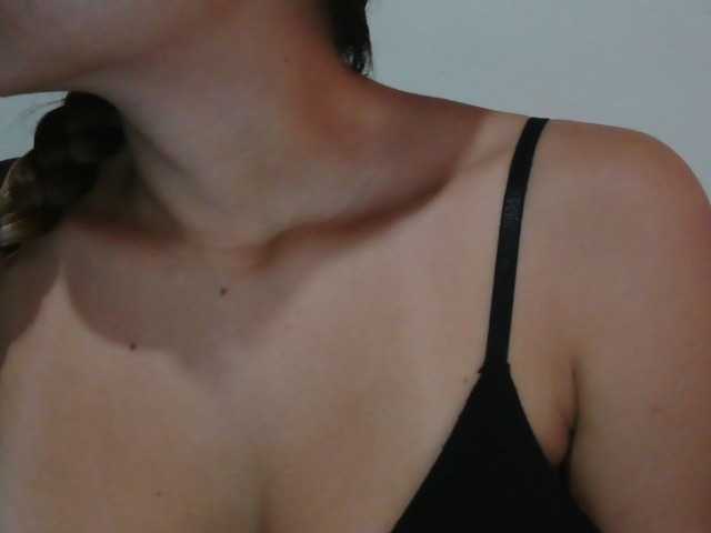 trianabell live cam on BongaCams