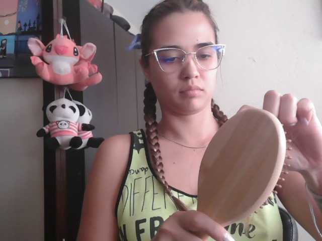 trianabell live cam on BongaCams