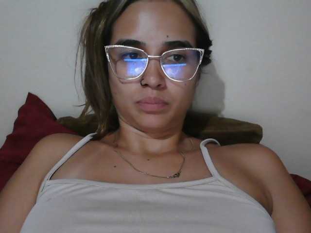 trianabell live cam on BongaCams