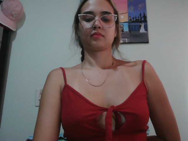 trianabell live cam on BongaCams