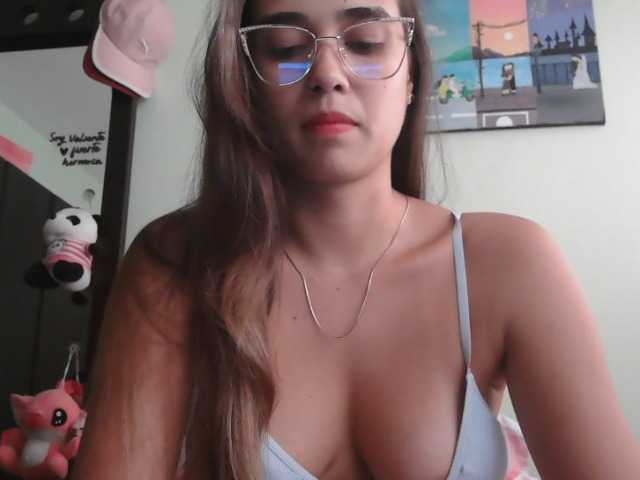 trianabell live cam on BongaCams