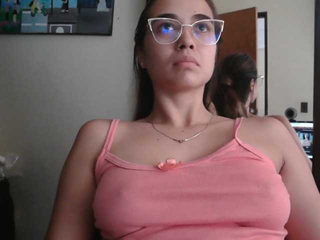 trianabell live cam on BongaCams