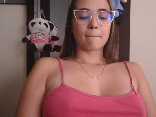 trianabell live cam on BongaCams