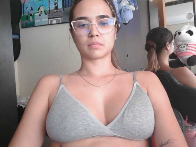 trianabell live cam on BongaCams