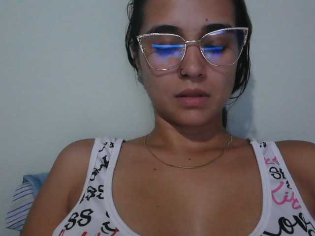 trianabell live cam on BongaCams