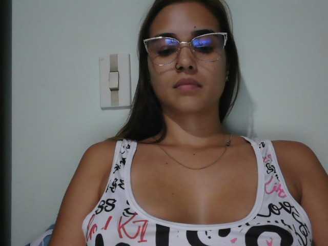 trianabell live cam on BongaCams