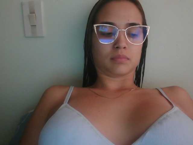 trianabell live cam on BongaCams