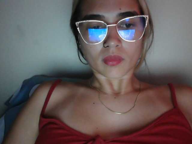 trianabell live cam on BongaCams