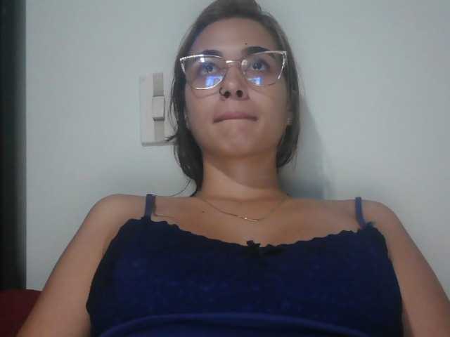 trianabell live cam on BongaCams
