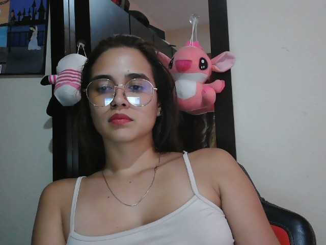 trianabell live cam on BongaCams