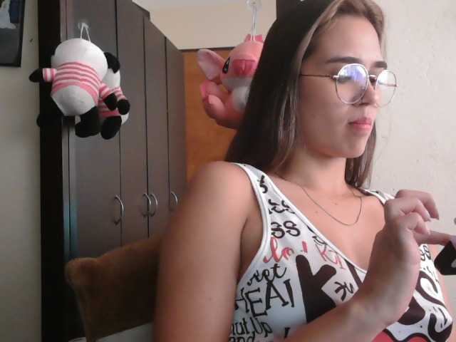 trianabell live cam on BongaCams