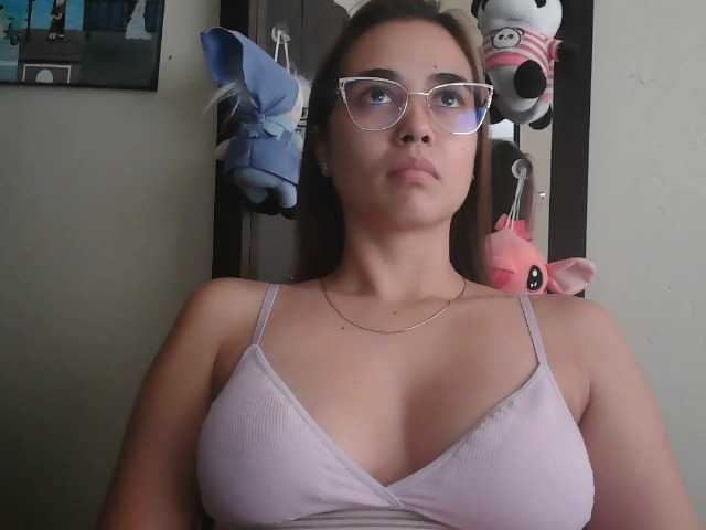 trianabell live cam on BongaCams