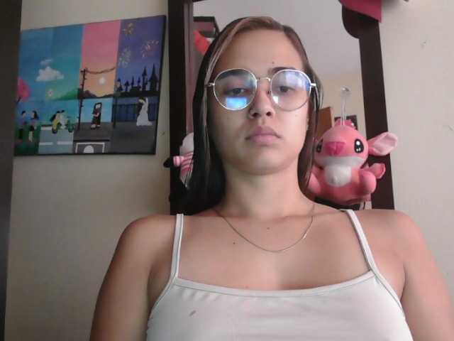 trianabell live cam on BongaCams