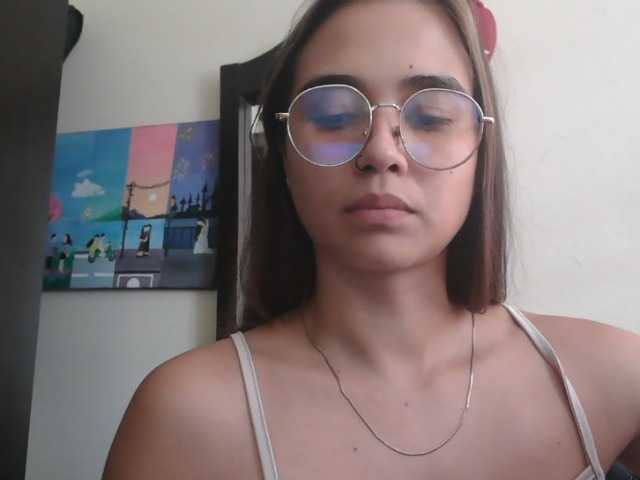trianabell live cam on BongaCams