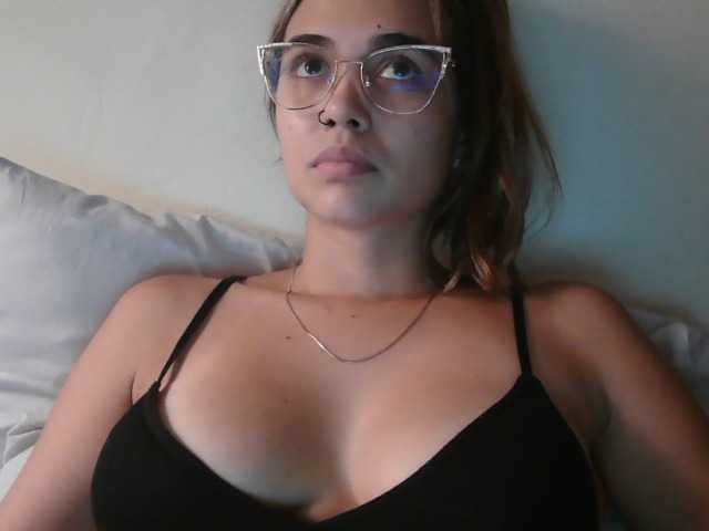 trianabell live cam on BongaCams
