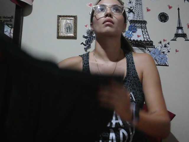 trianabell live cam preview