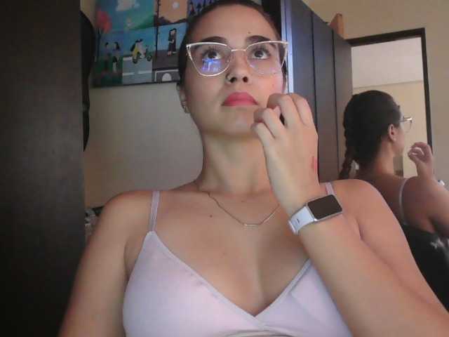 trianabell live cam on BongaCams