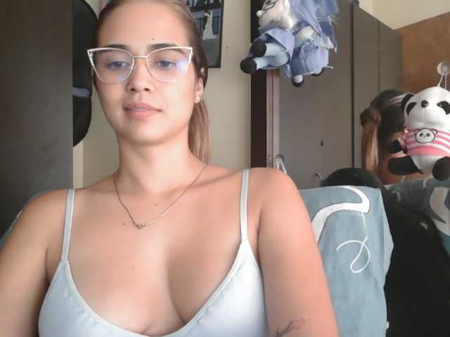 le modèle trianabell est en webcam porno dans un show sur le site bongacams, il possède les tags suivants: Latino/Hispanic,Brunette,Trimmed