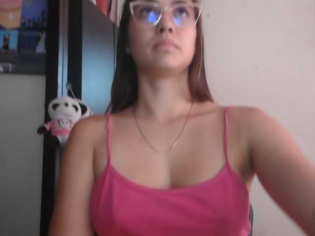 trianabell live cam on BongaCams
