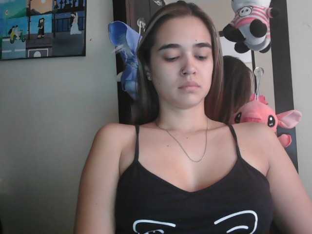 trianabell live webcam show
