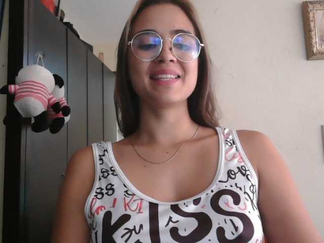 trianabell live cam on BongaCams