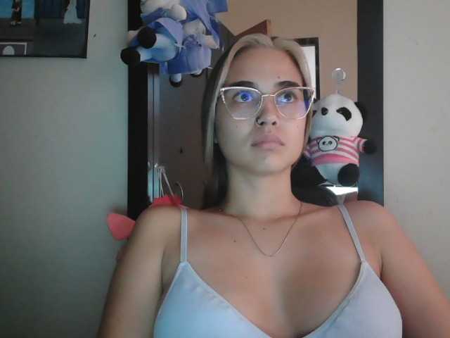 trianabell live cam on BongaCams
