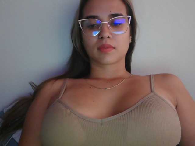 trianabell live cam on BongaCams